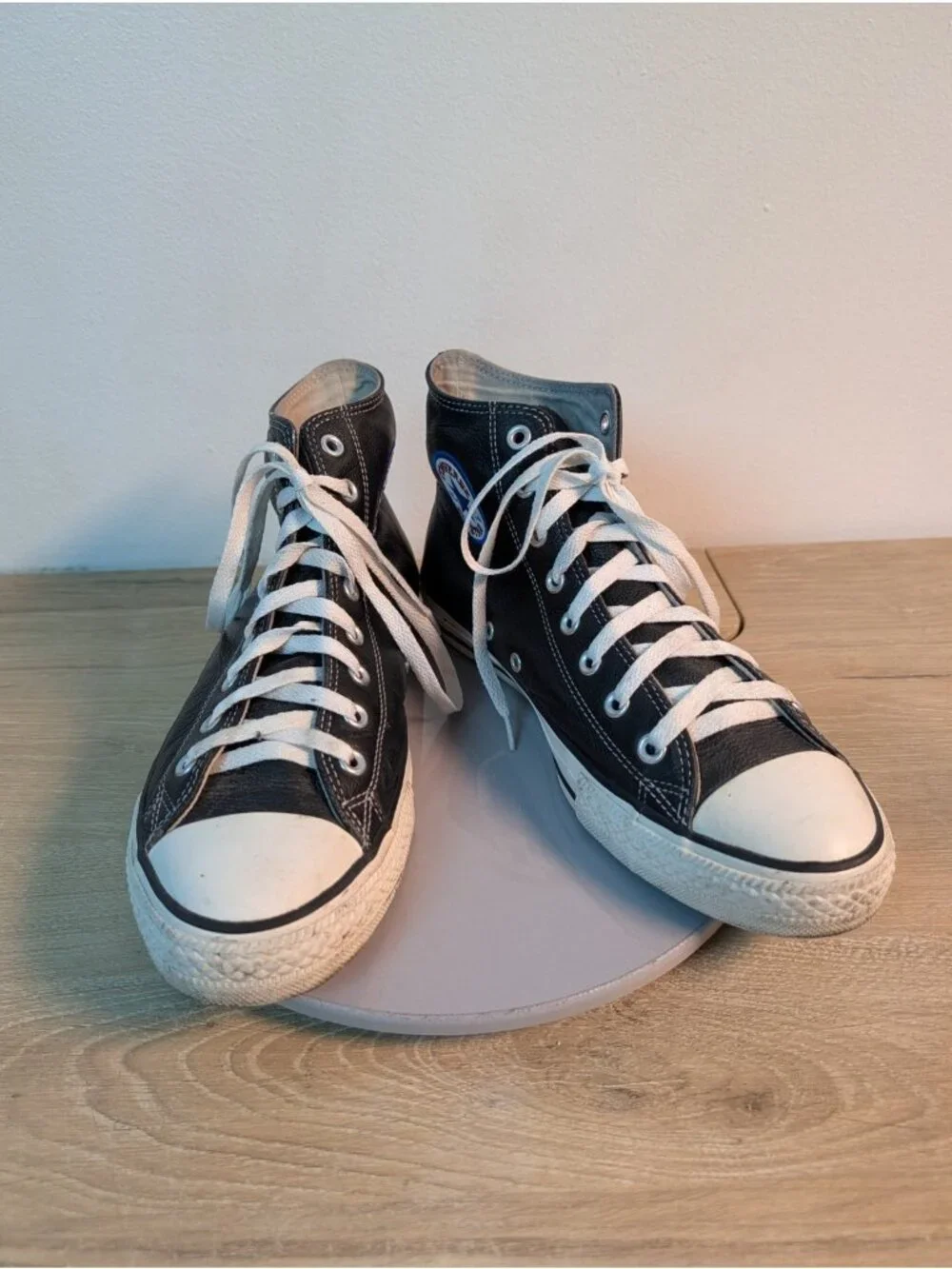 Converse Chuck Taylor All Star Leather High Top Black 1S581 Men's Sneaker 9.5 - Picture 2 of 10